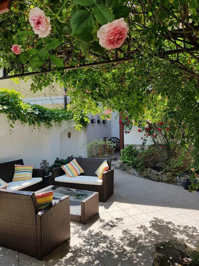 Hotel Schrannenhof Klosterneuburg Ngoại thất bức ảnh